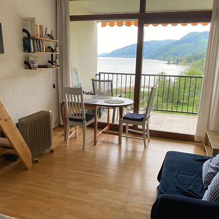 Appartement Mit Seeblick Am Ossiacher See Villach Bagian luar foto