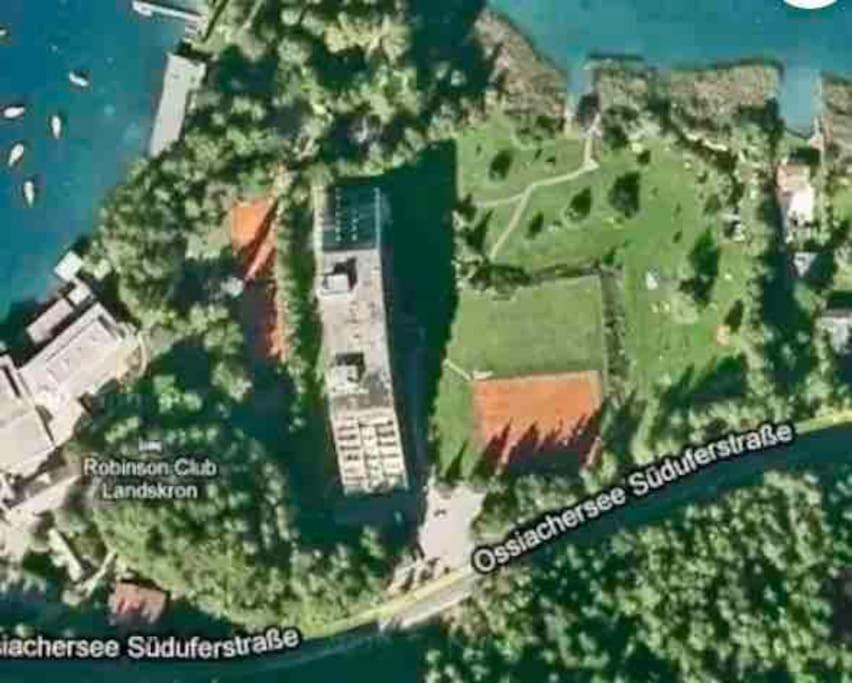 Appartement Mit Seeblick Am Ossiacher See Villach Bagian luar foto
